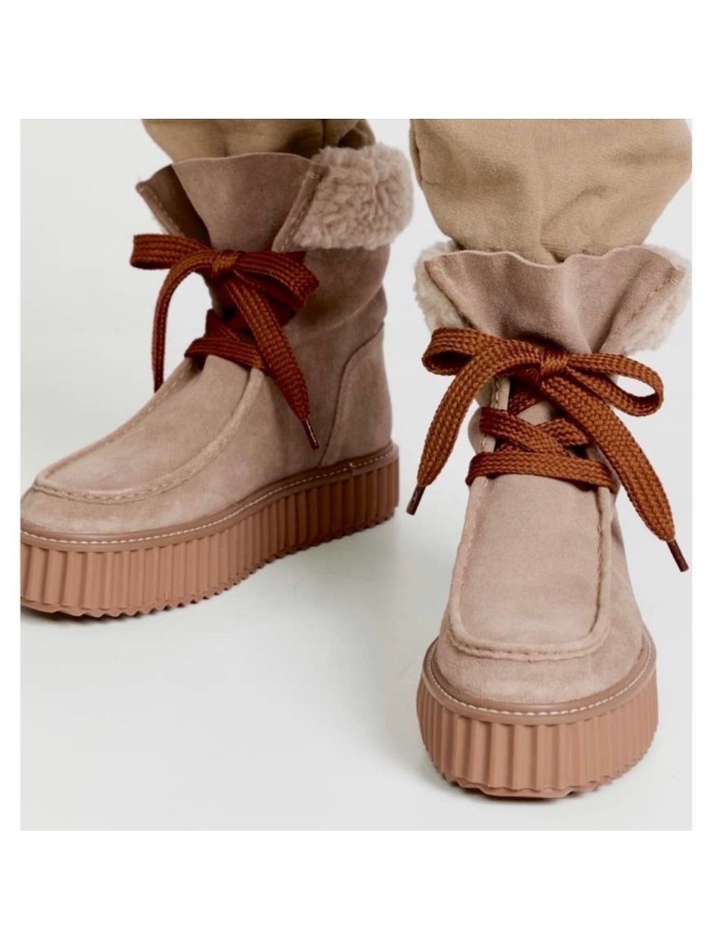 Aster Dorit Boot